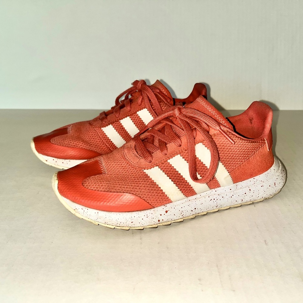 Adidas Womens Flashback Primeknit CQ1969 Size 7 Coral Running Shoes Sneakers
